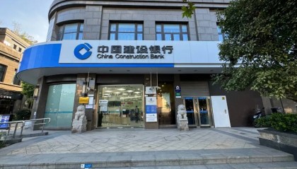 我兑换东北虎豹纪念币时遇到了一个带了14张身份证的女人（第二集）