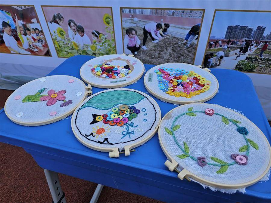 合肥市七里塘小学参加新站高新区教育工作暨庆祝第40个教师节大会