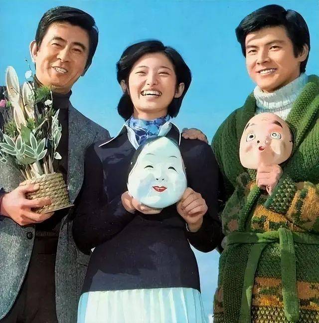 山口百惠与三浦友和：郎才女貌比翼齐飞，羡慕那时的爱情和婚姻